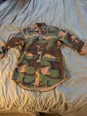 Ralph Lauren Camo Button Down Shirt | Classic Fit | Size XS
